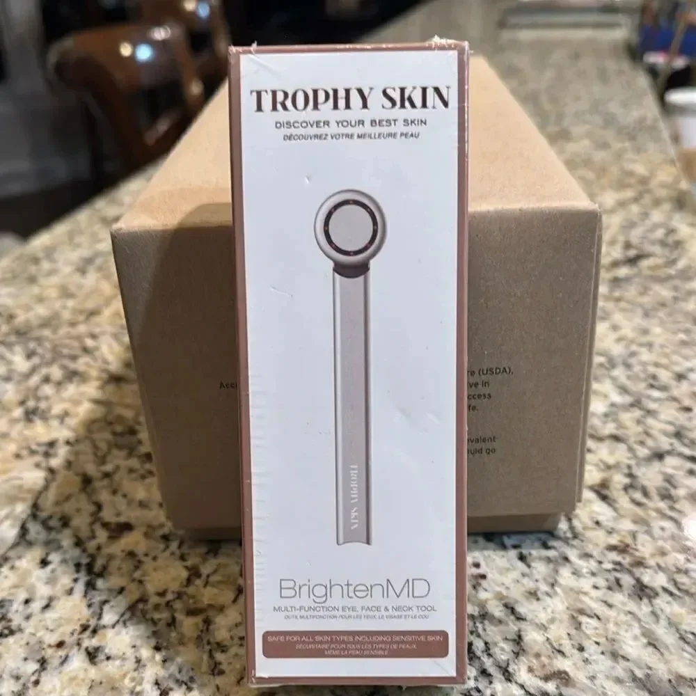 Trophy Skin BrightenMD Device multifunction eye, face and neck tool brand new